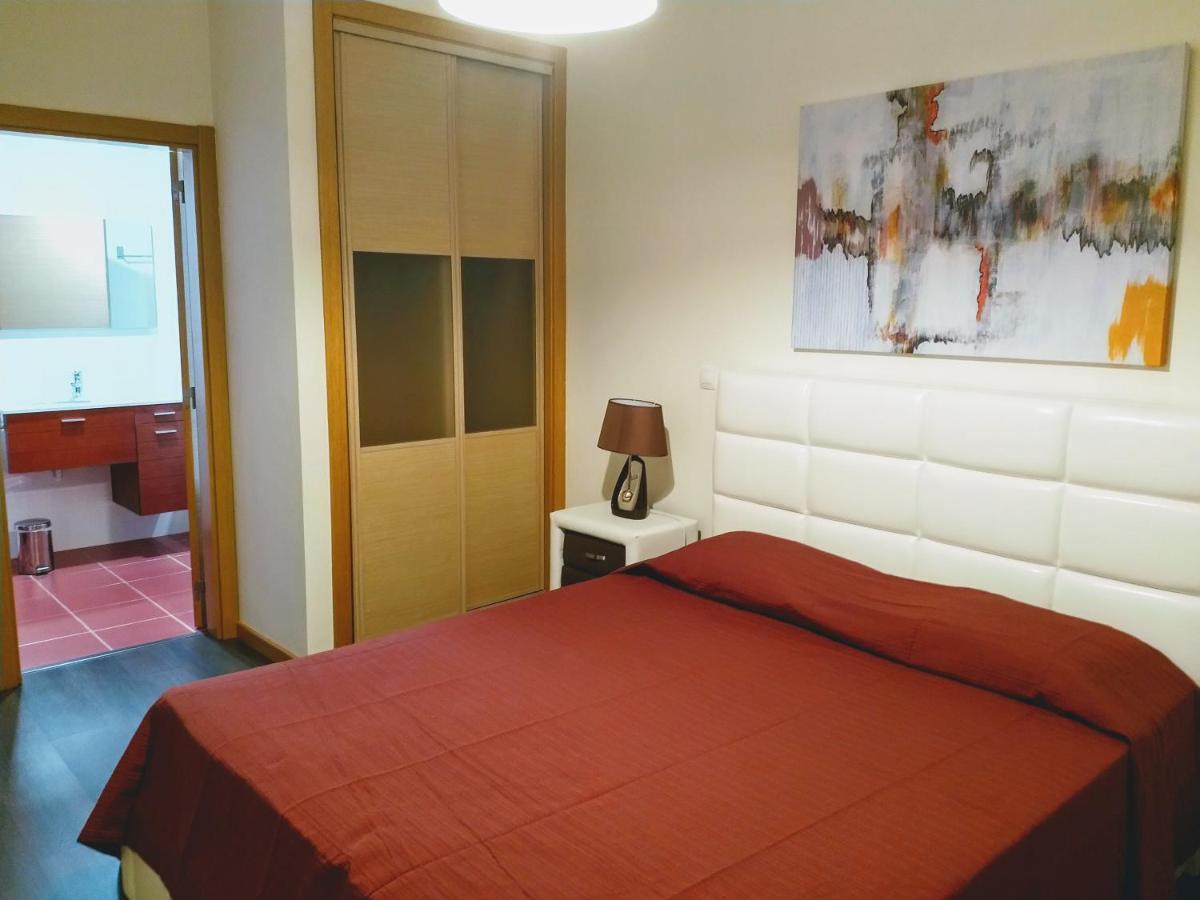 Apartamento T2 Eucalipto 2A Olhos de Agua  Ngoại thất bức ảnh